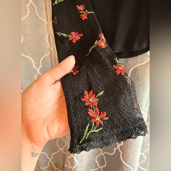 Free people lace long sleeve top - Picture 4 of 8